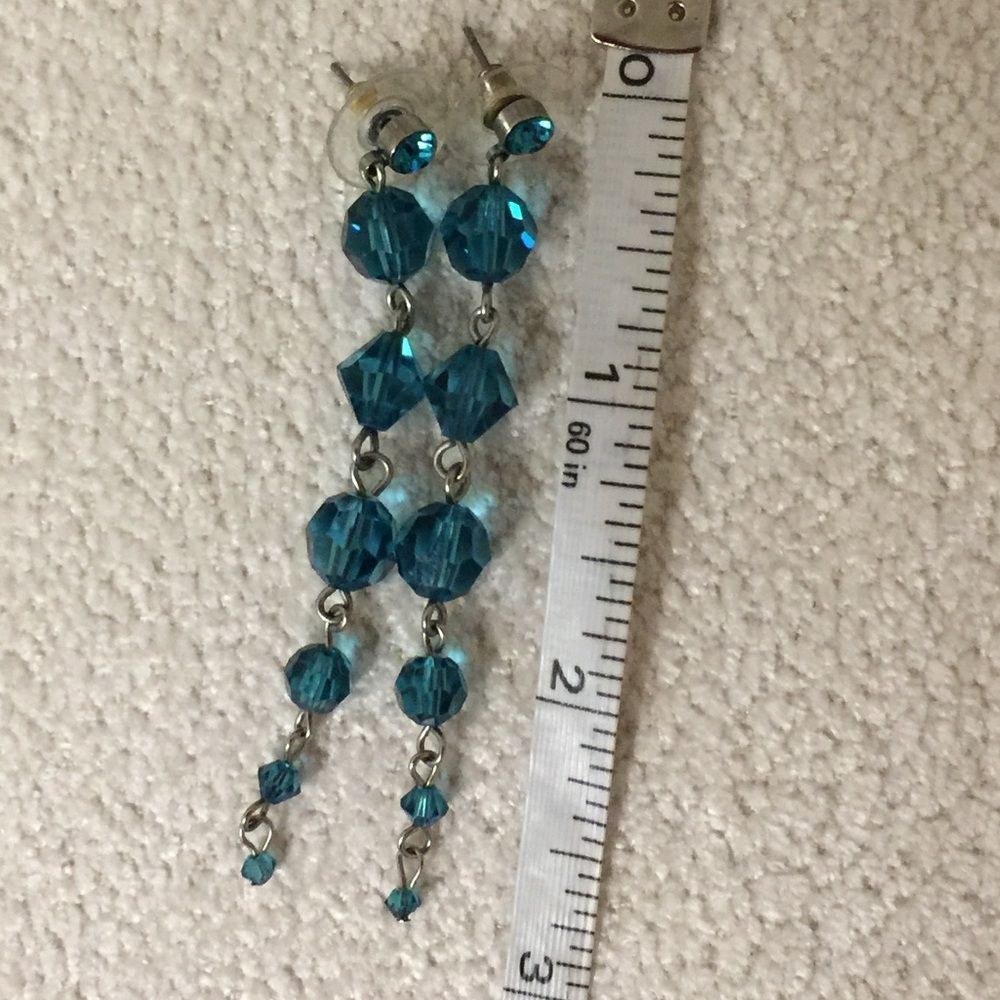 Cache earrings - Picture 3 of 7